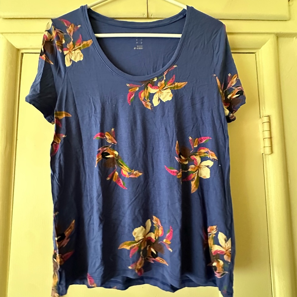 A New Day Print Short Sleeve Top, Size M